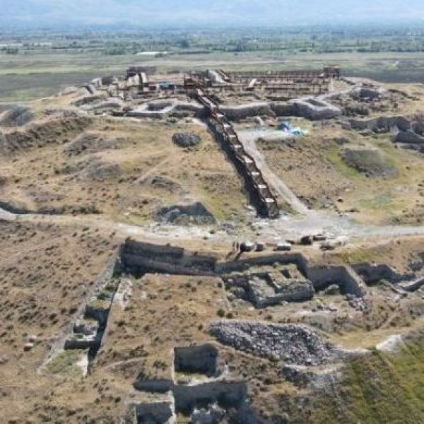 Altıntepe Höyük › Gezi Rehberi | Üzümlü | Erzincan