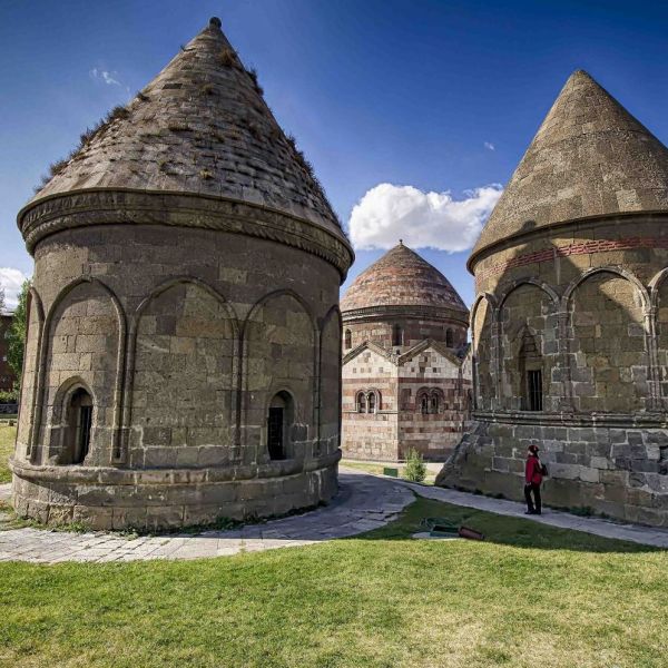 Üç Kümbetler › Gezi Rehberi | Yakutiye | Erzurum