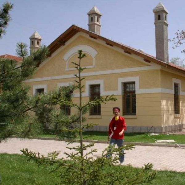 Anadolu Üniversitesi Çağdaş Sanatlar Müzesi › Gezi Rehberi | Tepebaşı | Eskişehir