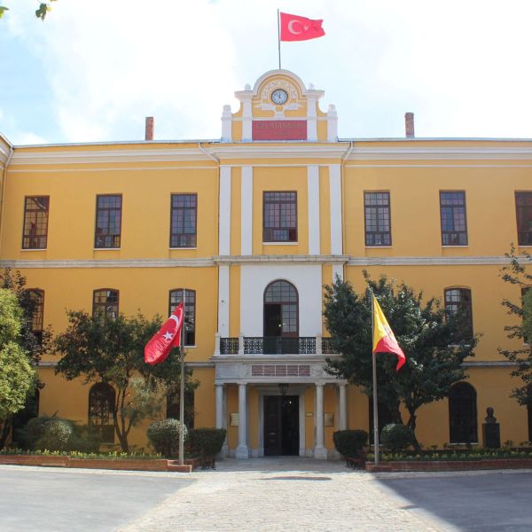 Galatasaray Lisesi › Gezi Rehberi | Beyoğlu | İstanbul