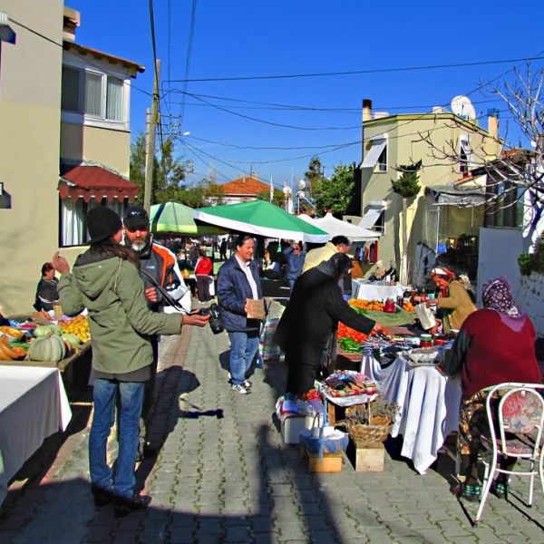 Yaka Otantik Pazarı › Gezi Rehberi | Güzelbahçe | İzmir