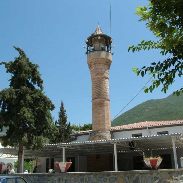 Ağcabey Camii › Gezi Rehberi | Bahçe | Osmaniye