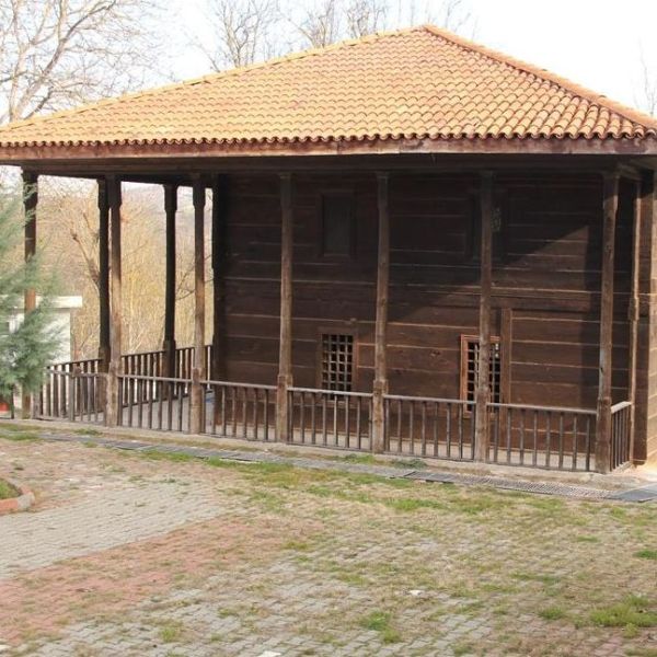 Bekdemir Çivisiz Camii › Gezi Rehberi | Kavak | Samsun